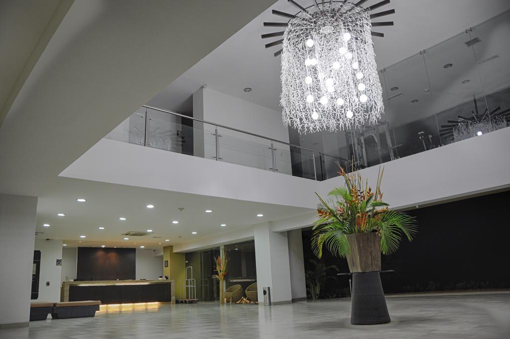 Hotel Makana Resort Tonsupa Kültér fotó