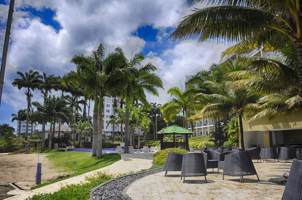 Hotel Makana Resort Tonsupa Kültér fotó