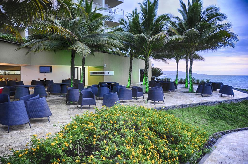 Hotel Makana Resort Tonsupa Kültér fotó